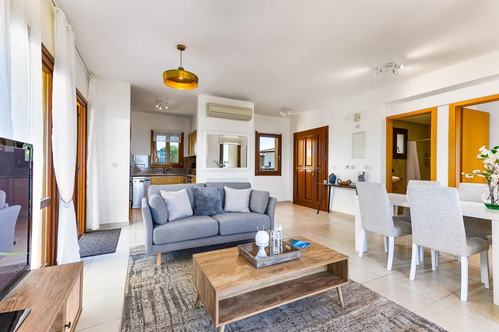 1 Bedroom Apartment Pyrgos With Beautiful Sea And Sunset Views, Aphrodite Hills Resort كوكليا المظهر الخارجي الصورة