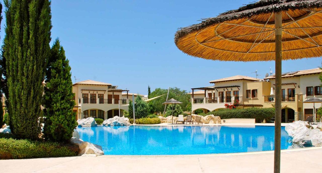 1 Bedroom Apartment Pyrgos With Beautiful Sea And Sunset Views, Aphrodite Hills Resort كوكليا المظهر الخارجي الصورة